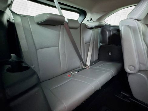 Used 2021 Toyota Highlander Limited image 28