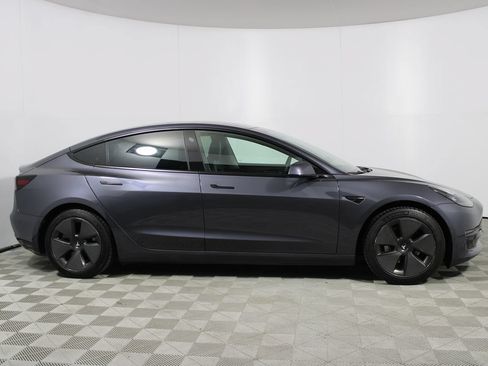 Used 2021 Tesla Model 3 Standard Range Plus RWD image 32