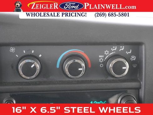 Used 2016 Chevrolet Express 2500 LS image 15