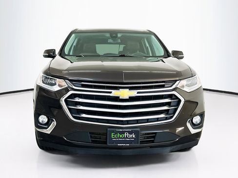 Used 2018 Chevrolet Traverse High Country AWD/4WD image 2