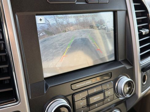 Used 2018 Ford F150 Lariat w/ Equipment Group 502A Luxury image 25