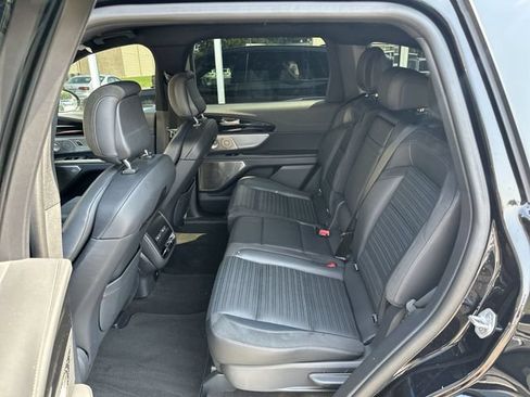 Certified 2024 Lincoln Nautilus Reserve w/ Equipment Group 203A AWD/4WD image 23