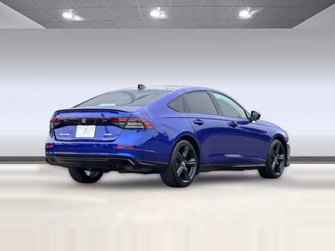 Certified 2025 Honda Accord Sport image 8