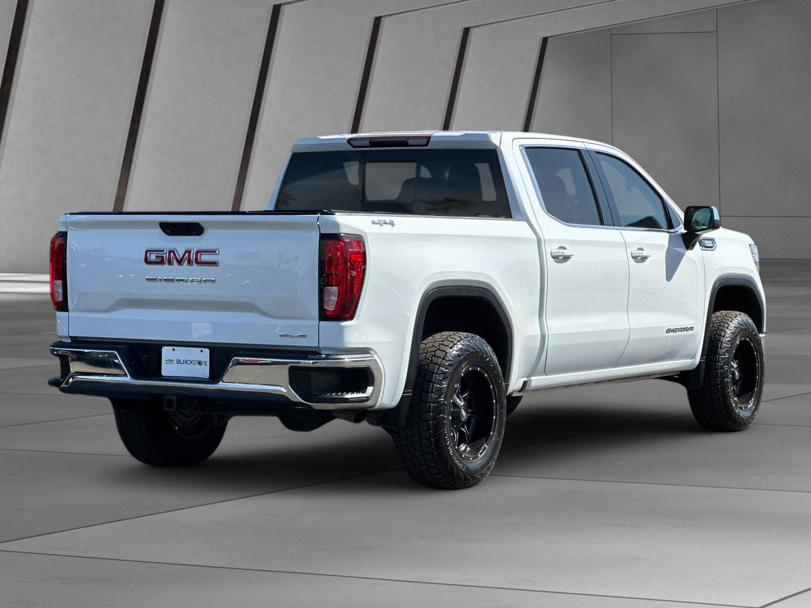 Used 2020 GMC Sierra 1500 SLE w/ SLE Convenience Package AWD/4WD image 4