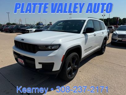 Used 2023 Jeep Grand Cherokee L Laredo
