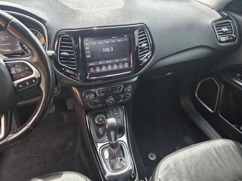 Used 2021 Jeep Compass Limited AWD/4WD image 16
