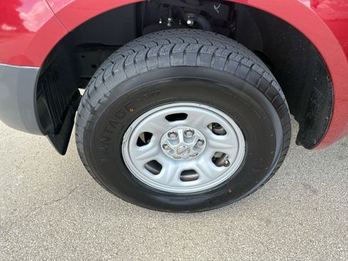 Used 2014 Nissan Frontier S RWD image 29