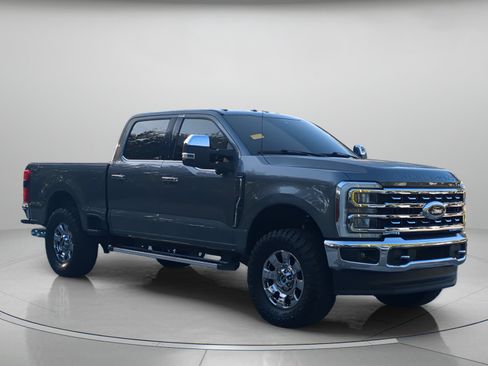 Certified 2024 Ford F250 Lariat w/ Chrome Package AWD/4WD image 38