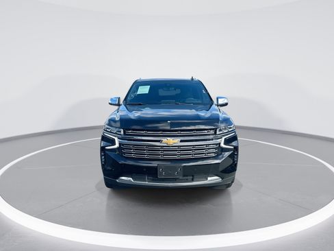 Used 2021 Chevrolet Tahoe Premier w/ Premium Package RWD image 3
