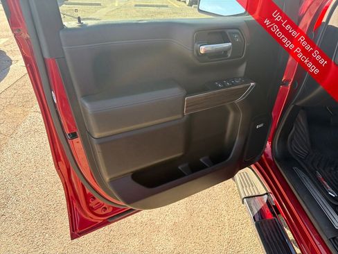 Used 2021 Chevrolet Silverado 1500 RST image 12