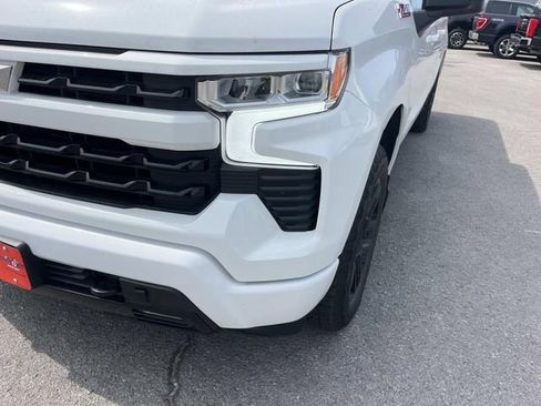 Used 2024 Chevrolet Silverado 1500 RST w/ Z71 Off-Road Package AWD/4WD image 7