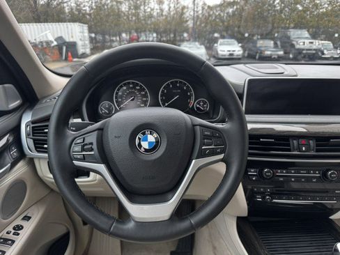 Used 2016 BMW X5 xDrive50i image 29