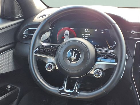Used 2023 Maserati Grecale GT AWD/4WD image 11
