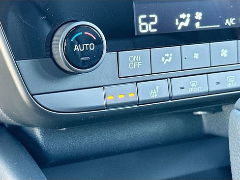 New 2026 Subaru Outback Limited image 21