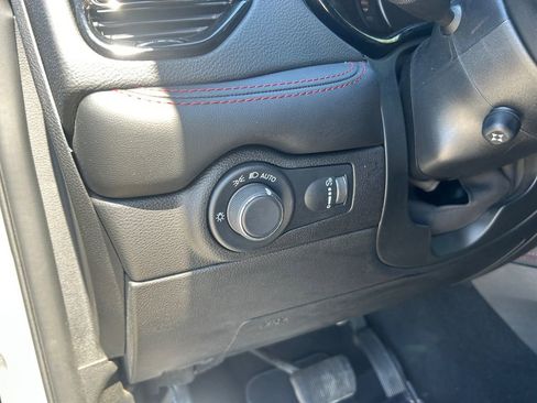 Used 2025 Dodge Durango R/T AWD/4WD image 22
