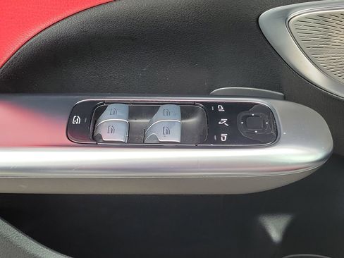 Used 2022 Mercedes-Benz C 300 Sedan image 25