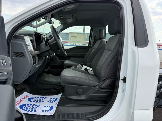 Used 2025 Ford F550 4x4 Regular Cab Super Duty image 11