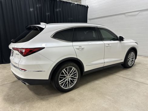 Used 2023 Acura MDX SH-AWD w/ Advance Package image 10