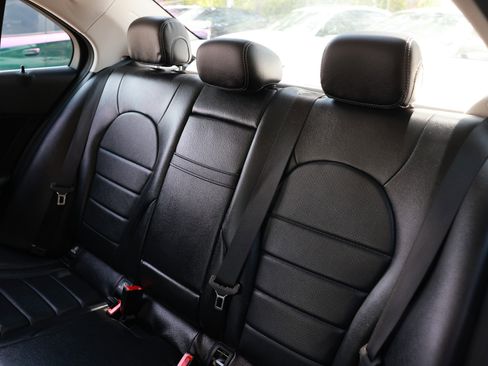 Used 2016 Mercedes-Benz C 300 4MATIC Sedan image 12