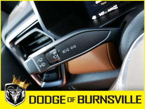 Used 2025 GMC Canyon AT4 AWD/4WD image 28