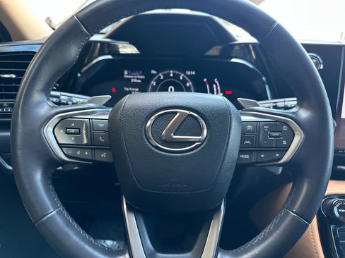 Used 2024 Lexus NX 250 FWD image 27