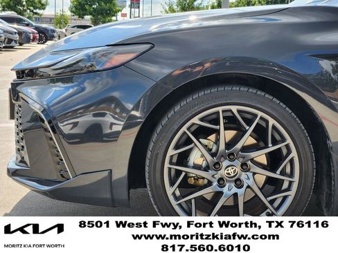 Used 2025 Toyota Camry XSE FWD image 8