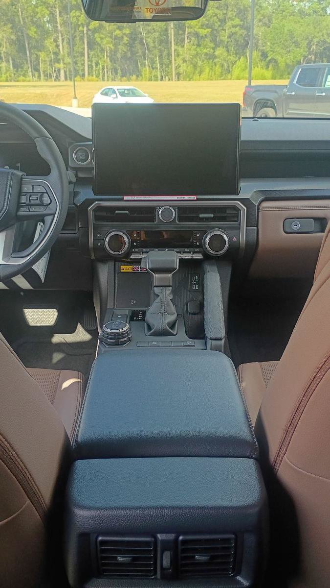 New 2026 Toyota 4Runner Limited AWD/4WD image 14