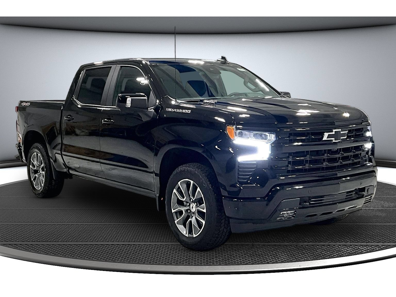 New 2026 Chevrolet Silverado 1500 RST w/ RST All Star Premium Package AWD/4WD image 2