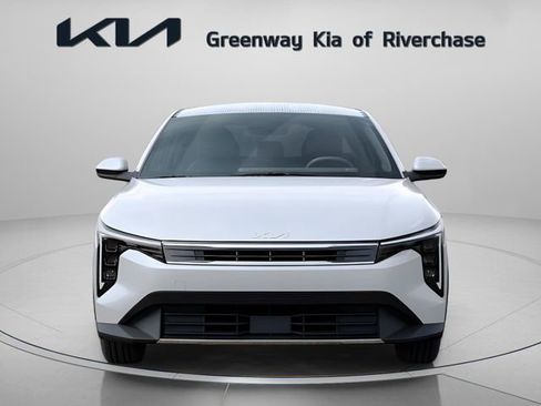 New 2025 Kia K4 GT-Line Turbo FWD image 2