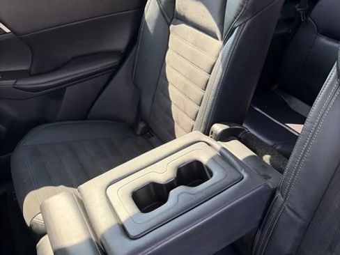 Used 2022 Mitsubishi Outlander SE AWD/4WD image 29