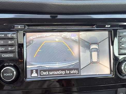 Used 2015 Nissan Rogue SL w/ SL Premium Package image 14