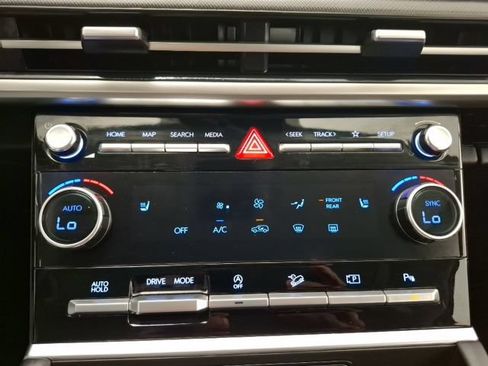 Certified 2026 Hyundai Santa Fe SEL FWD image 26