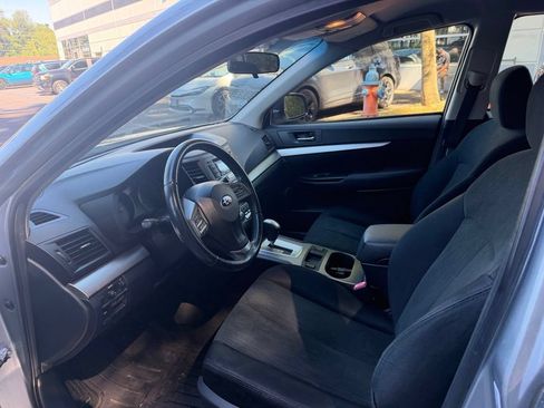 Used 2013 Subaru Legacy 2.5i Premium AWD/4WD image 12