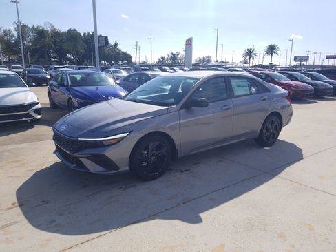 New 2026 Hyundai Elantra Sport FWD image 3