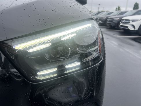Used 2024 Mercedes-Benz GLE 350 4MATIC w/ Driver Assistance Package image 6
