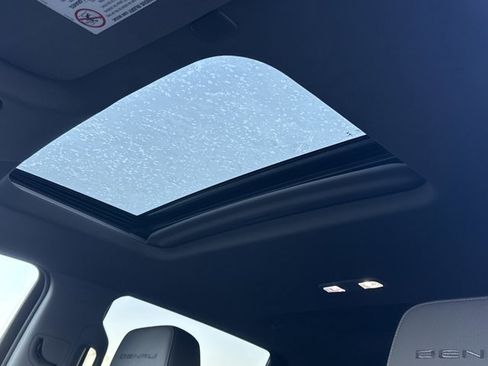 Used 2021 GMC Sierra 2500 Denali w/ Denali Ultimate Package image 27