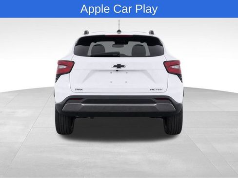Used 2025 Chevrolet Trax ACTIV w/ Sunroof Package FWD image 7