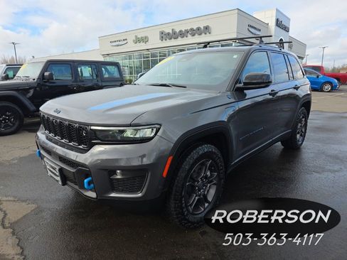 Certified 2023 Jeep Grand Cherokee Trailhawk w/ Advanced Protech Group II image 1