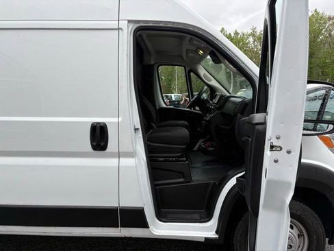 Used 2023 RAM ProMaster 2500 image 22