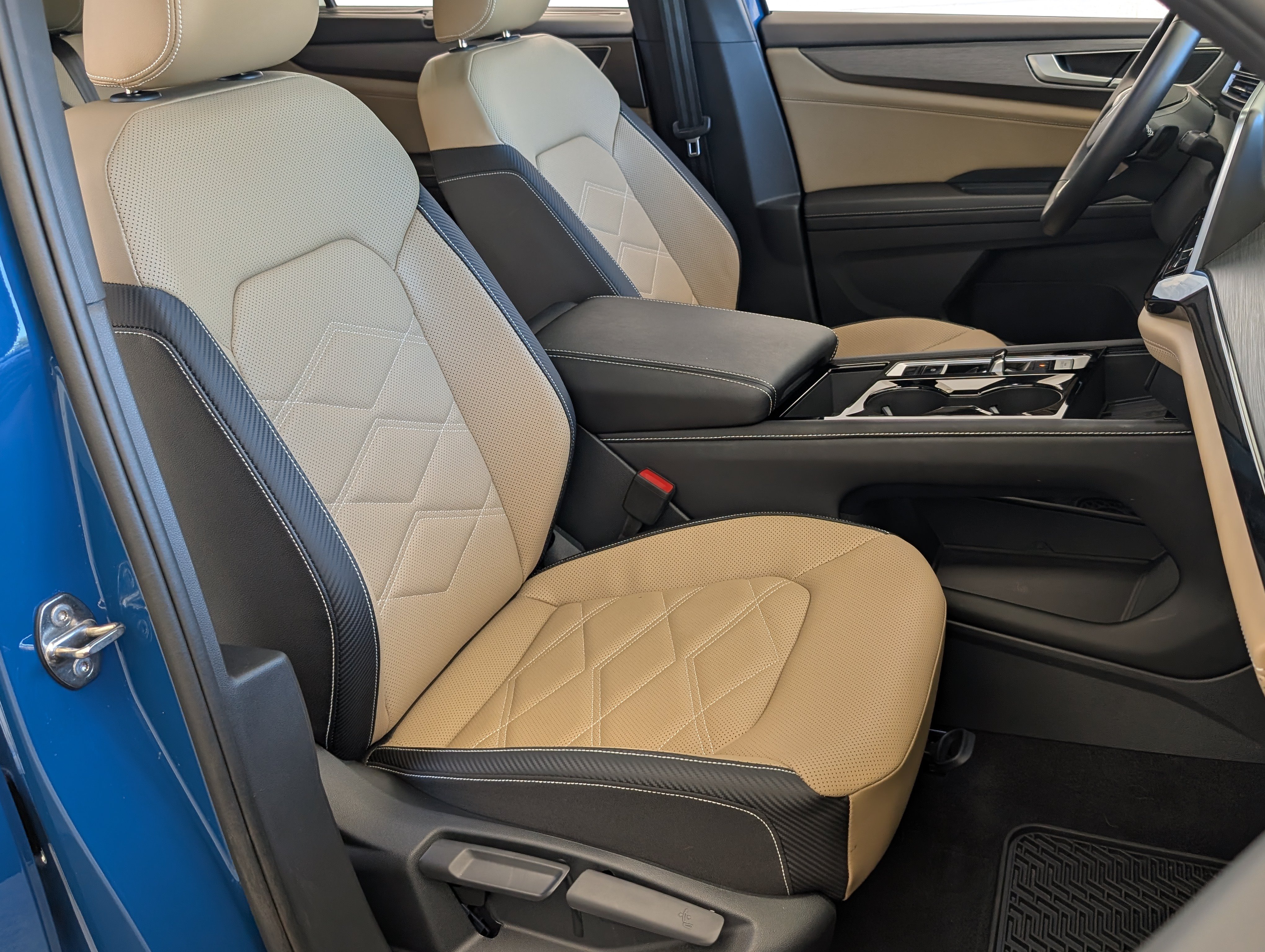 Used 2026 Volkswagen Atlas Cross Sport SE w/ Panoramic Sunroof Package AWD/4WD image 22