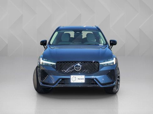 New 2026 Volvo XC60 T8 Ultra w/ Protection Package Premier AWD/4WD image 2
