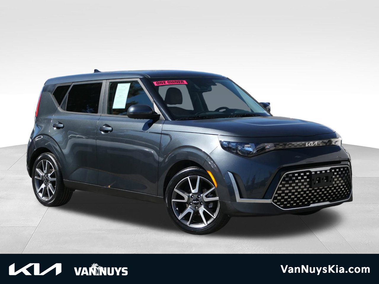 Used 2024 Kia Soul EX w/ EX Designer Package FWD image 1