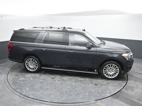 Used 2023 Ford Expedition Max Limited image 15