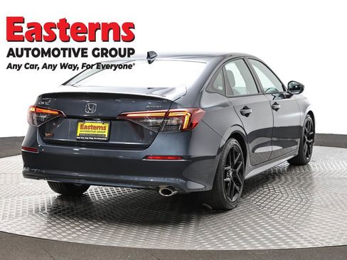 Used 2025 Honda Civic Sport image 5