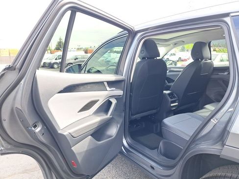New 2026 Volkswagen Tiguan SE AWD/4WD image 23