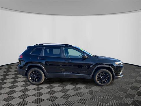 Used 2023 Jeep Cherokee Altitude Lux image 8