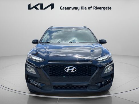 Used 2021 Hyundai Kona SEL FWD image 2