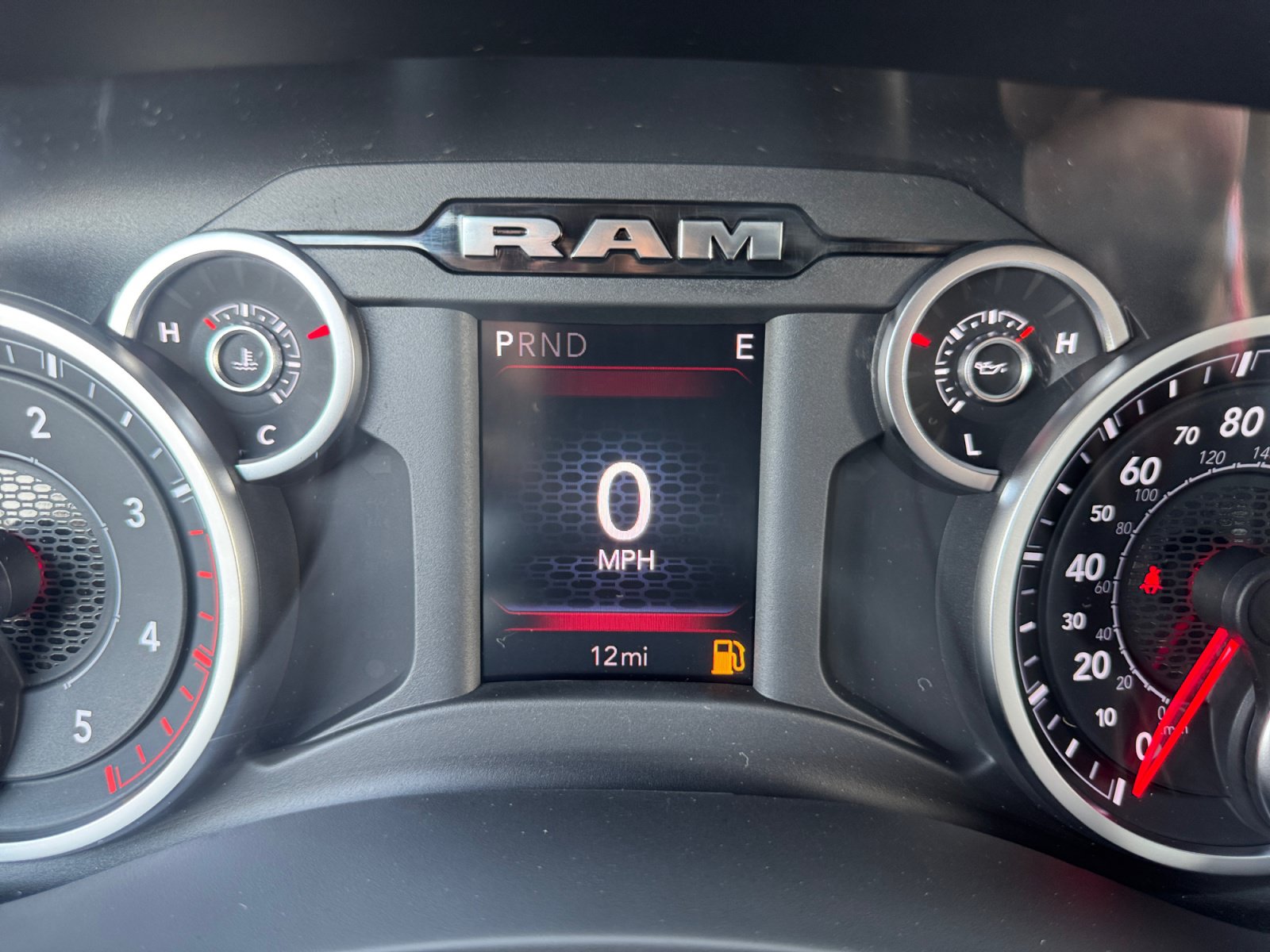New 2027 RAM 2500 Tradesman AWD/4WD image 16