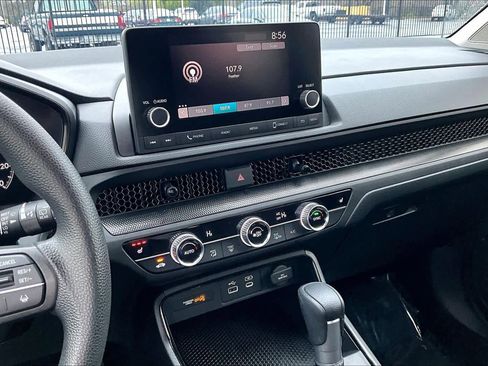 Used 2025 Honda CR-V EX image 6