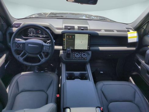 New 2026 Land Rover Defender 130 X-Dynamic SE AWD/4WD image 25